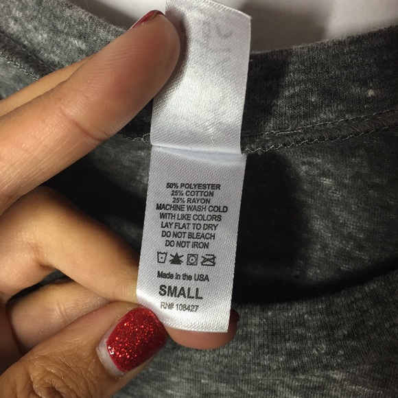 “Killin’ It” gray crop top/workout top 🖤 - Picture 4 of 7